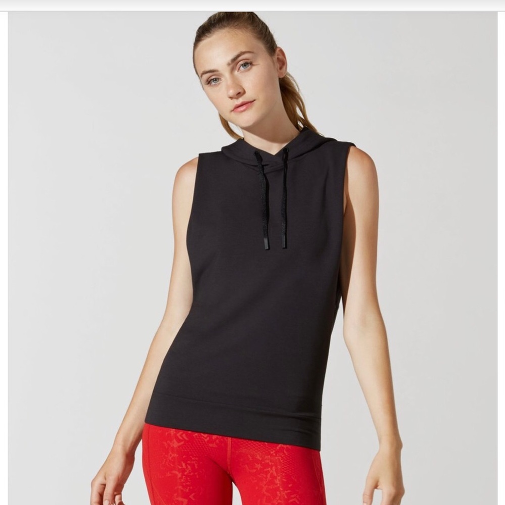 🖤NWOT🖤BARRYS BY LULULEMON SLEEVELESS HOODIE🖤